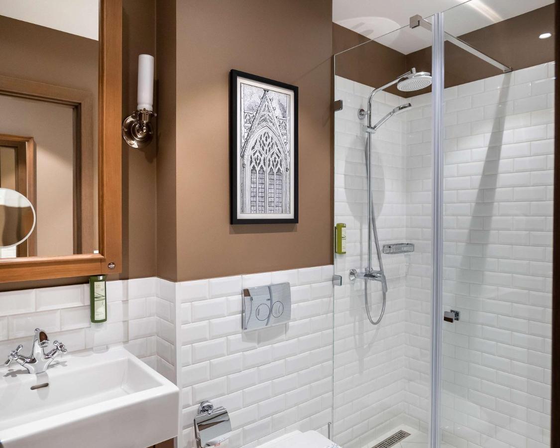 Best Western Plus Market Square Leopoli Esterno foto
