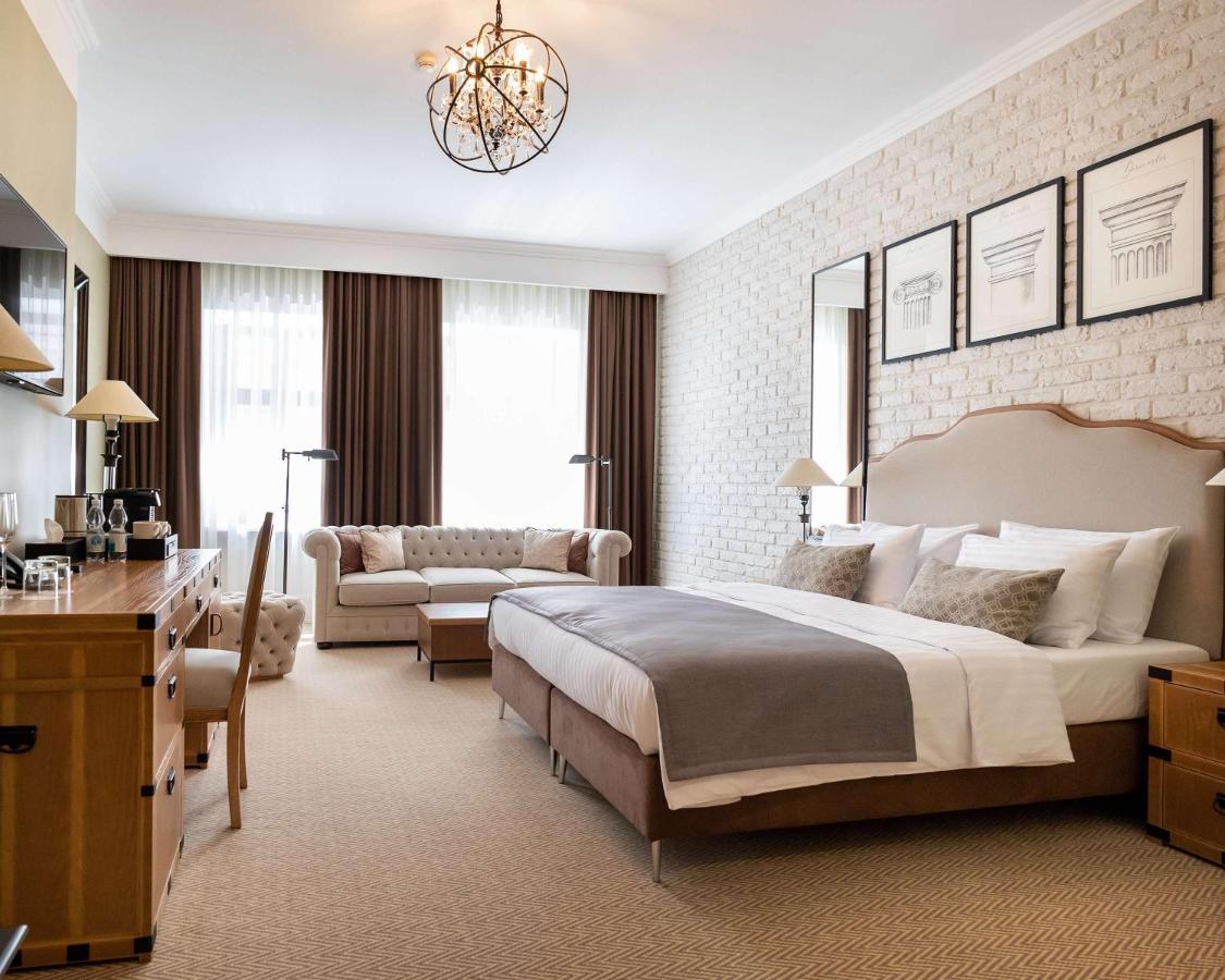 Best Western Plus Market Square Leopoli Esterno foto