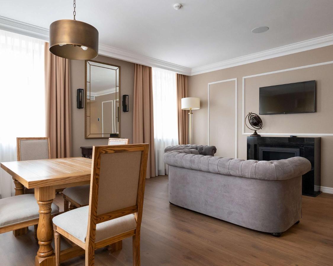 Best Western Plus Market Square Leopoli Esterno foto