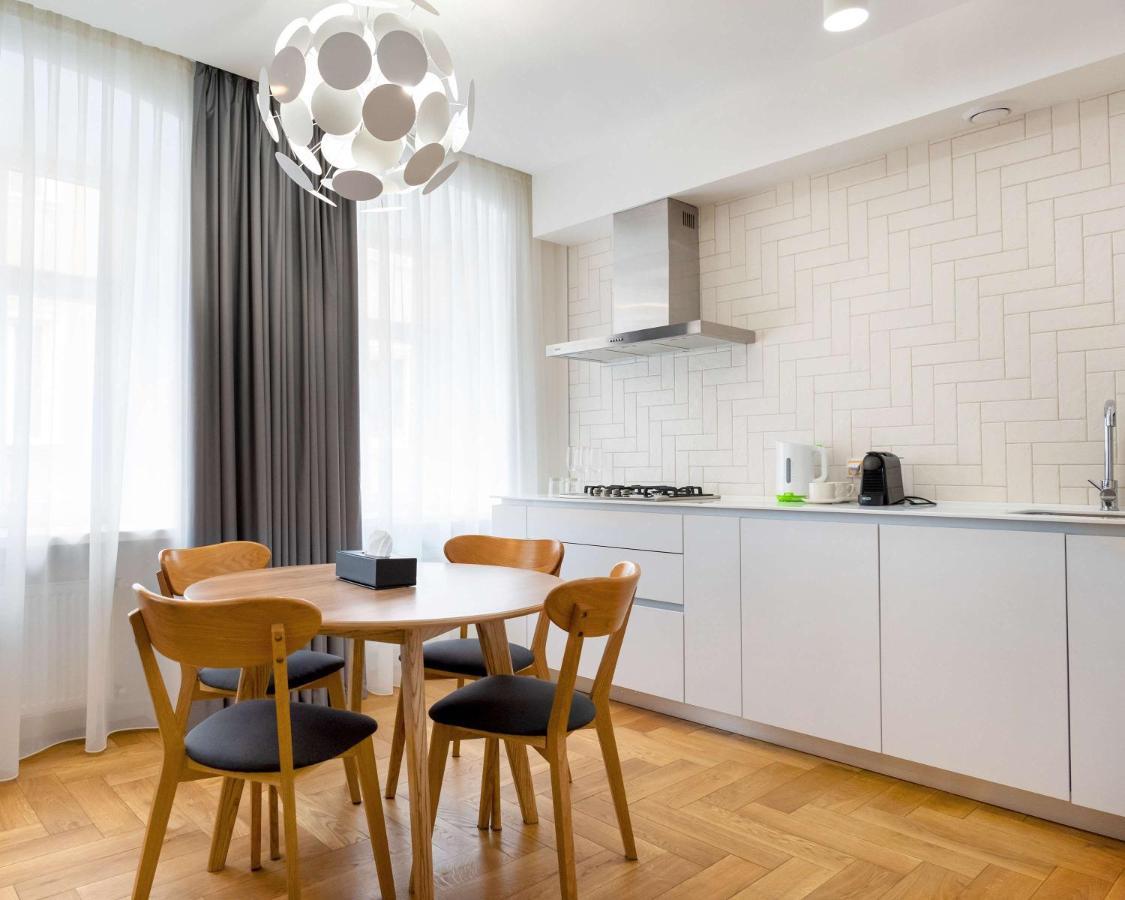 Best Western Plus Market Square Leopoli Esterno foto